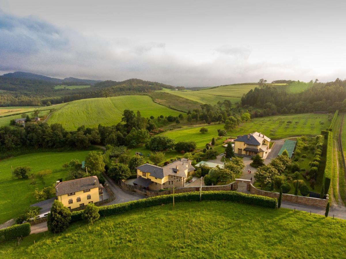 Hotel Hacienda Llamabua Navia Kültér fotó