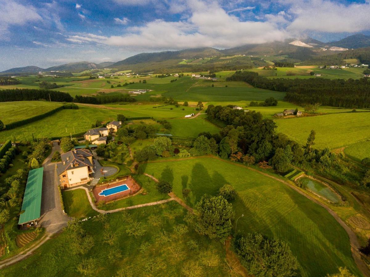 Hotel Hacienda Llamabua Navia Kültér fotó